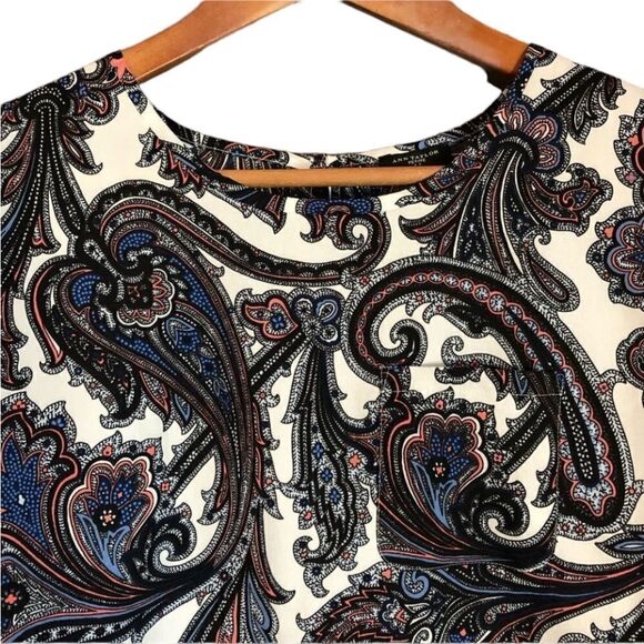 3 for $30! Ann Taylor paisley patterned tee - Picture 2 of 8